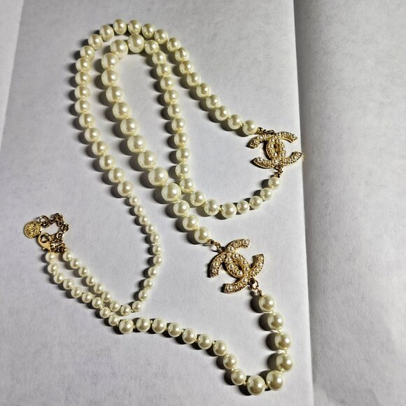 Chanel 100th Anniversary Faux Pearl Necklace & Bracelet Set  CC Logo  Gift - Picture 12 of 13